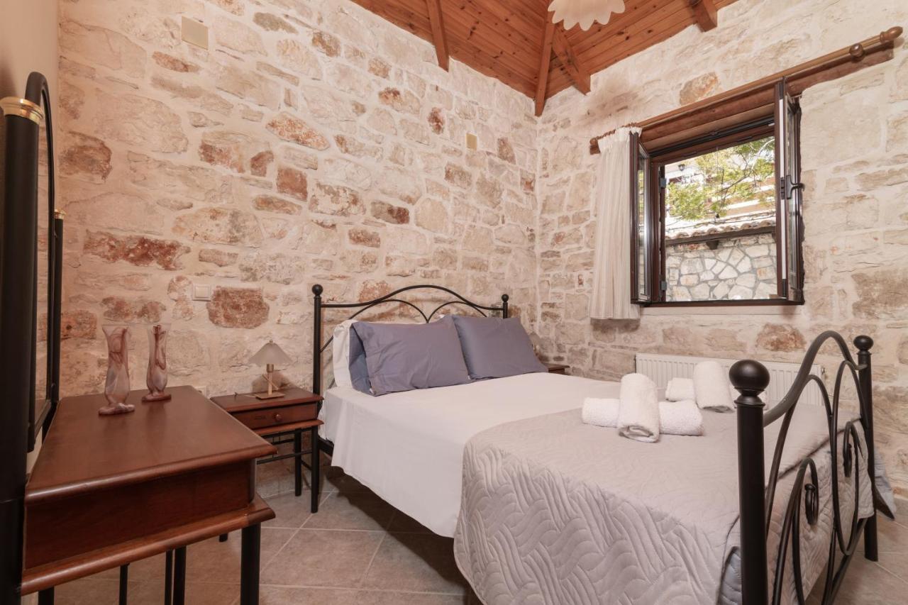 Vozas Villas - Traditional Houses With Great View تراغاكي المظهر الخارجي الصورة