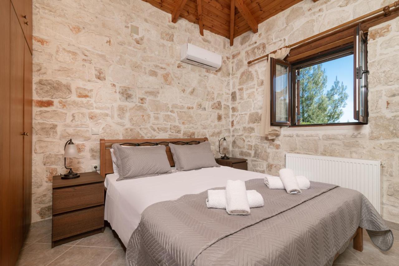Vozas Villas - Traditional Houses With Great View تراغاكي المظهر الخارجي الصورة